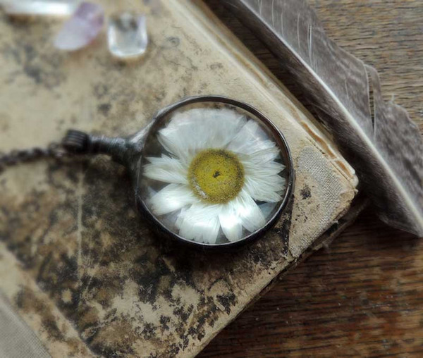 まるで身に着けるテラリウム。自然が詰まったアクセサリー (5)