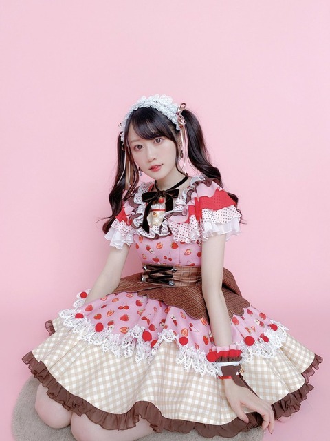 【画像】小倉唯ちゃんの最新ロリ衣装ｗｗｗｗｗｗｗｗｗｗｗｗｗｗｗｗ