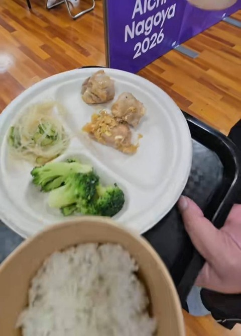 名古屋アジア大会、もうめちゃくちゃ。市役所庁舎にドローン突っ込む
