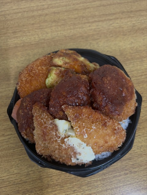 【画像】LAWSONの新作弁当、レベチｗｗｗｗｗｗｗｗｗｗｗｗｗｗｗｗｗｗｗｗｗ