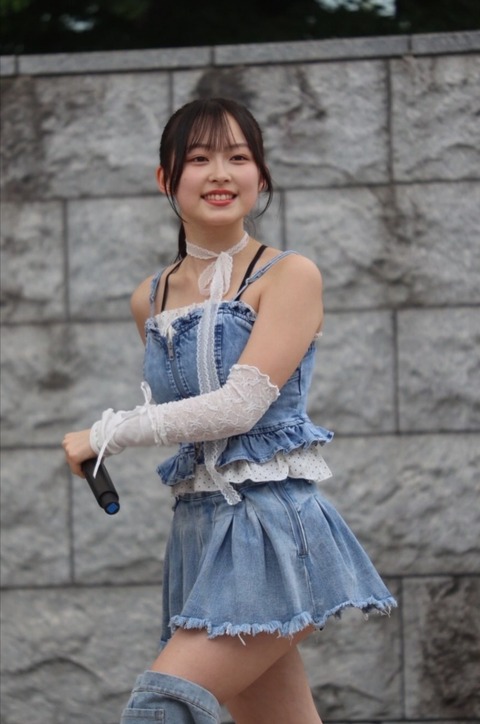 【朗報】JCアイドル(14)「水着グラビアやってみたいです！」 （※画像あり）