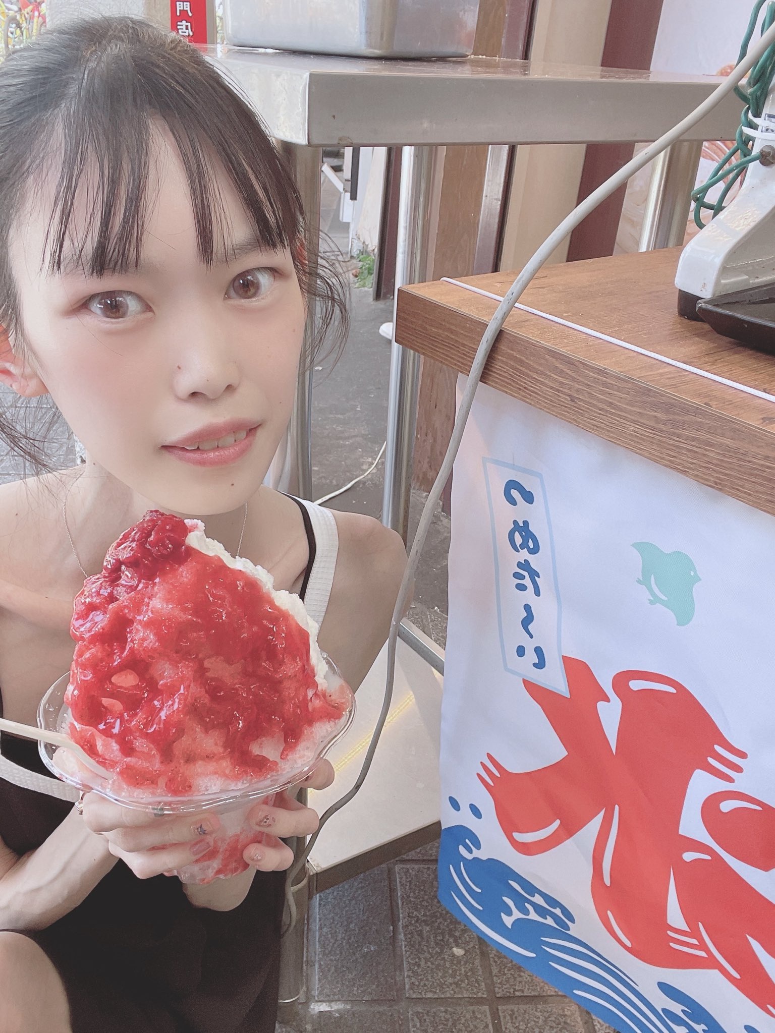 【画像】スレンダー美脚まんさん、とんでもないダンスを披露してしまうｗｗｗｗｗｗｗ