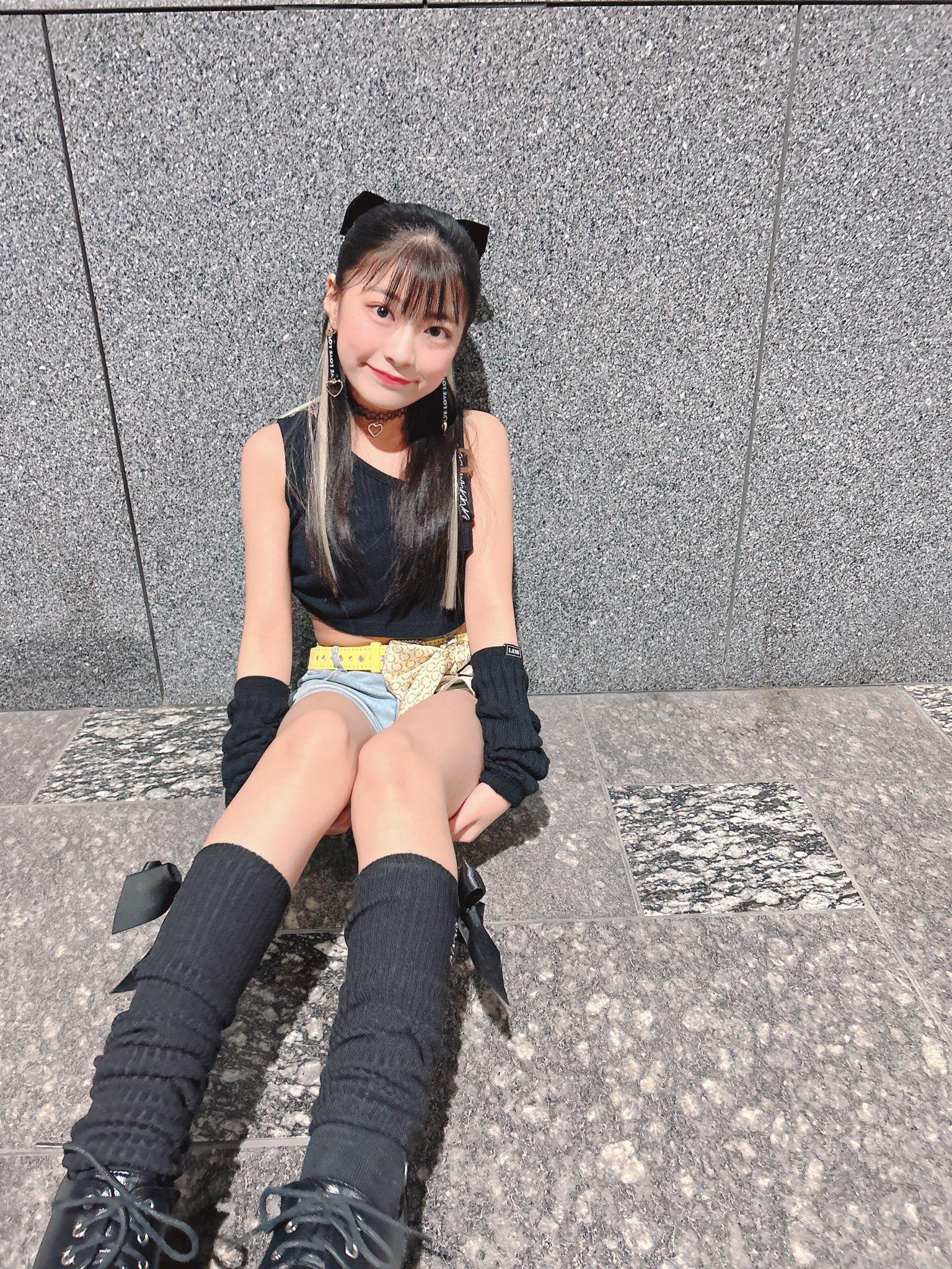 【画像】お前らウケは悪いけどまりなちゃん(JS5)は普通に美しいし可愛い同世代トップモデルだからな｜ラビット速報