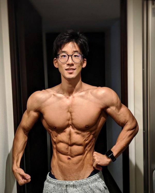 【悲報】チー牛さん、どれだけ鍛えようがチー牛wwwwwwwwwwwwwwwwwwwww