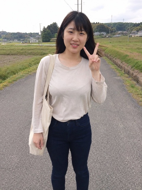 【画像】顔面偏差値50のザ・普通の女性、発見されるｗｗｗｗｗｗｗｗｗ