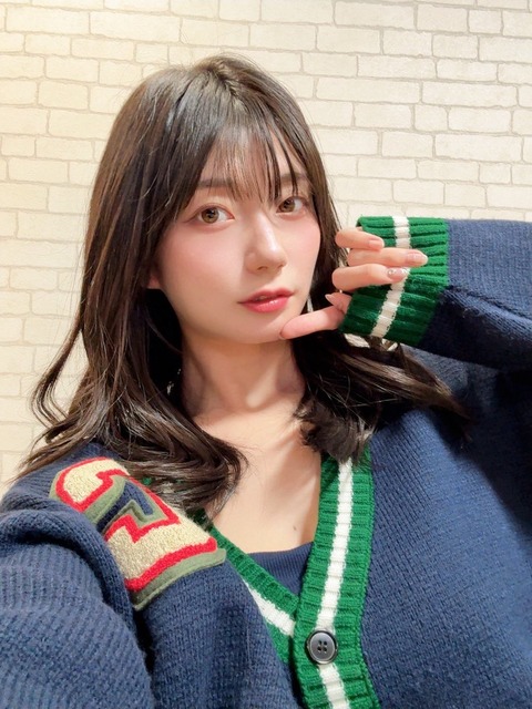 【画像】橋本環奈♡と性交し放題or瀬戸環奈♡と性交し放題、意見が分かれてしまう