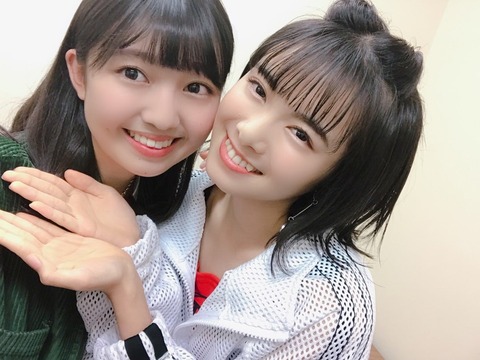 【画像】何度見ても童貞は左を選んでしまう画像ｗｗｗｗｗｗｗｗｗｗ