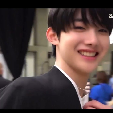 RlfNZjT