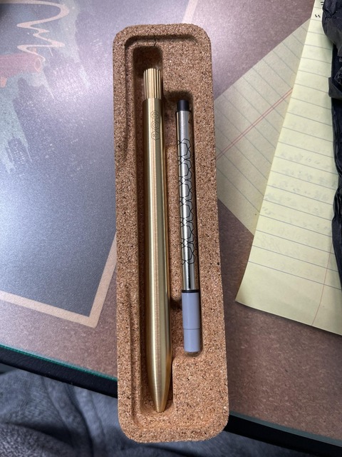 【画像】イギリス製のボールペン(3万円)が届いたから晒すw