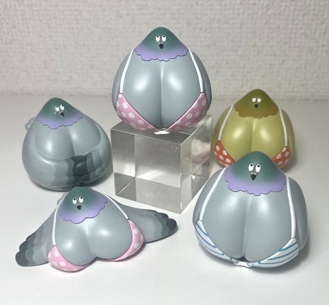 【画像】ハト、性的搾取される・・・