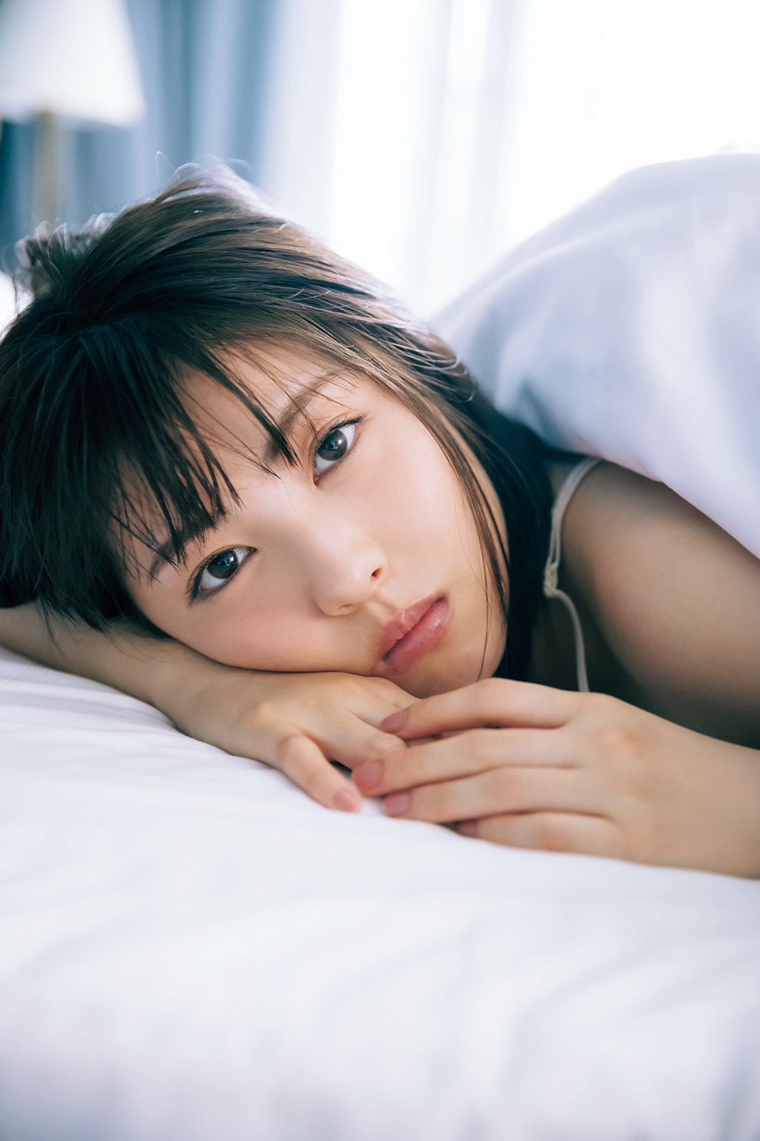 【画像】浜辺美波、写真集でビキニ姿解禁ｗｗｗｗｗｗｗｗｗｗｗ