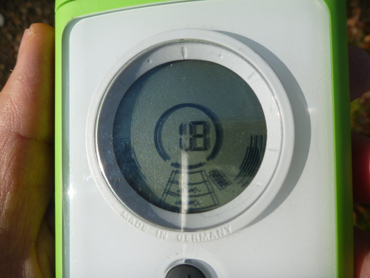 あれこれネタ＞スキーアイゼンとビーコン : 新新新新 めざテレ掲示板