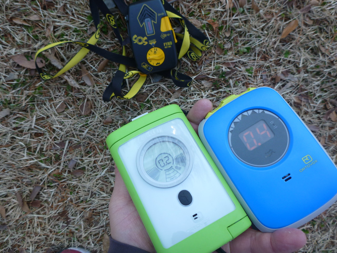 あれこれネタ＞スキーアイゼンとビーコン : 新新新新 めざテレ掲示板