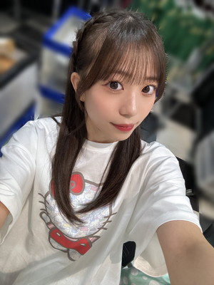 7033