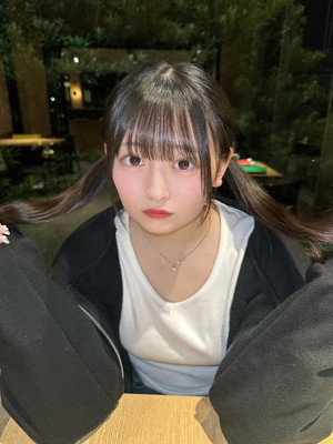7454