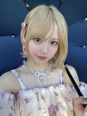 8512
