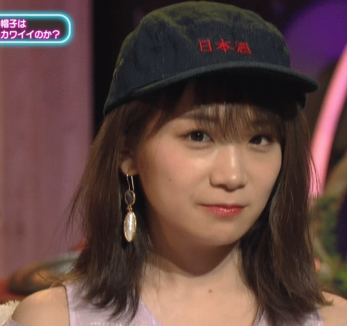 乃木坂46 秋元真夏 帽子を被っただけでどよめくスタジオと井上苑子 Gif シブヤノオト 乃木坂46まとめ ラジオの時間