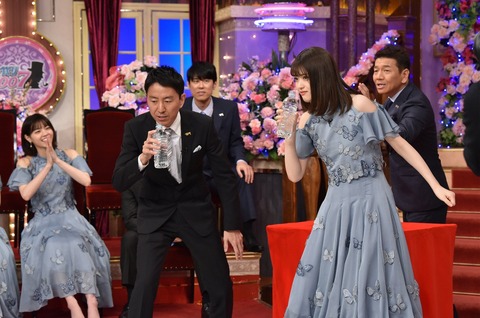 乃木坂46 秋元真夏 釣りったんww これは飛鳥やまいやんが冷たい視線を送る流れかな しゃべくり007 今夜22 00 乃木坂46まとめ ラジオの時間