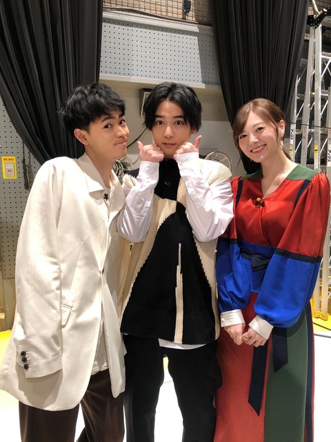 乃木坂46 白石麻衣 千葉雄大 どんどん傾いているのが地味に気になってるw 乃木坂46まとめ ラジオの時間 乃木坂46 白石麻衣 千葉雄大 どんどん傾いているのが地味に気になってるw 乃木坂46まとめ ラジオの時間