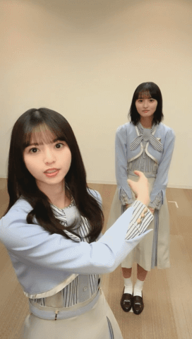 Weibo 乃木坂46山下美月が銀色のバッグを卒業 齋藤飛鳥がちょっと寂しそうにしてた Nogiii Weibo 乃木坂46山下美月が銀色のバッグを卒業 齋藤飛鳥がちょっと寂しそうにしてた Nogiii