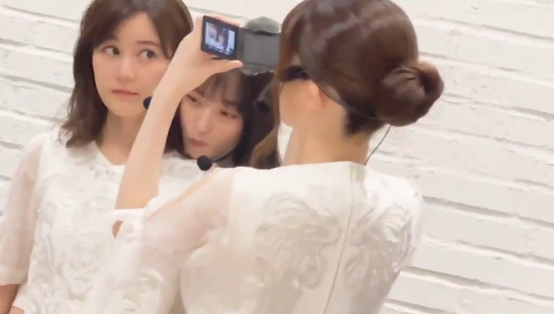 乃木坂46 遠藤さくら いくちゃんにもまっちゅんにも甘えてるのがよき 一昨年懐古 Gif 坂道まとめ速報 乃木坂46 遠藤さくら いくちゃんにもまっちゅんにも甘えてるのがよき 一昨年懐古 Gif 坂道まとめ速報