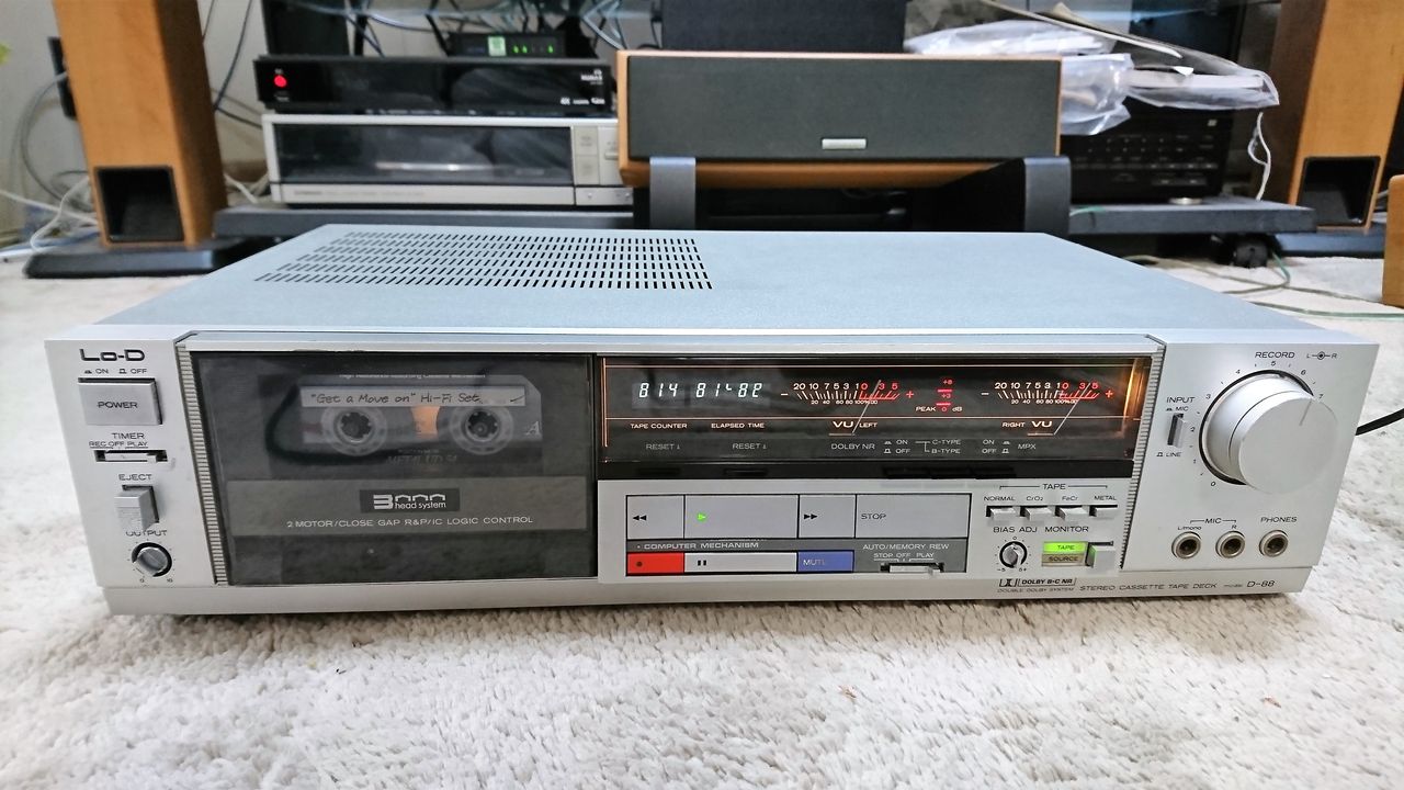 AN1071）通電OK Hitachi Lo-d カセットデッキ D-88/STEREO CASSETTE