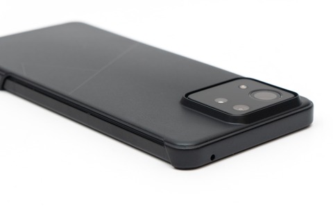 Zenfone 11 Ultra 付属ケース (2)