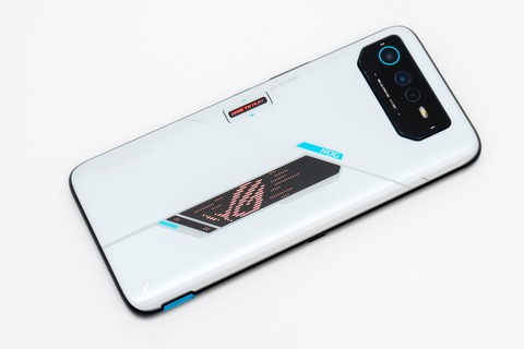 ROG Phone 6のAura RGB