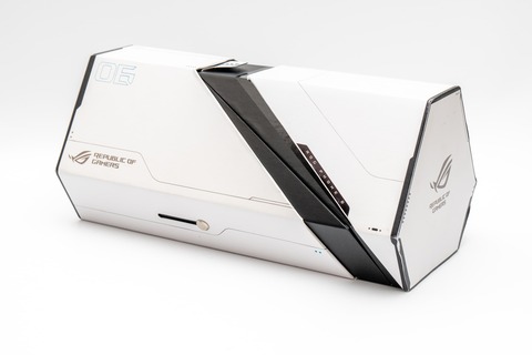 ROG Phone 6 Pro パッケージ (2)