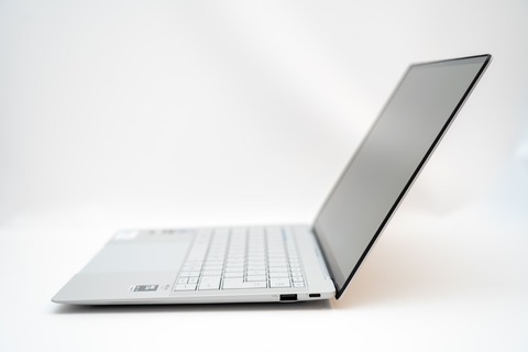 ASUS ExpertBook Ultra B9406CAA レビュー (10)