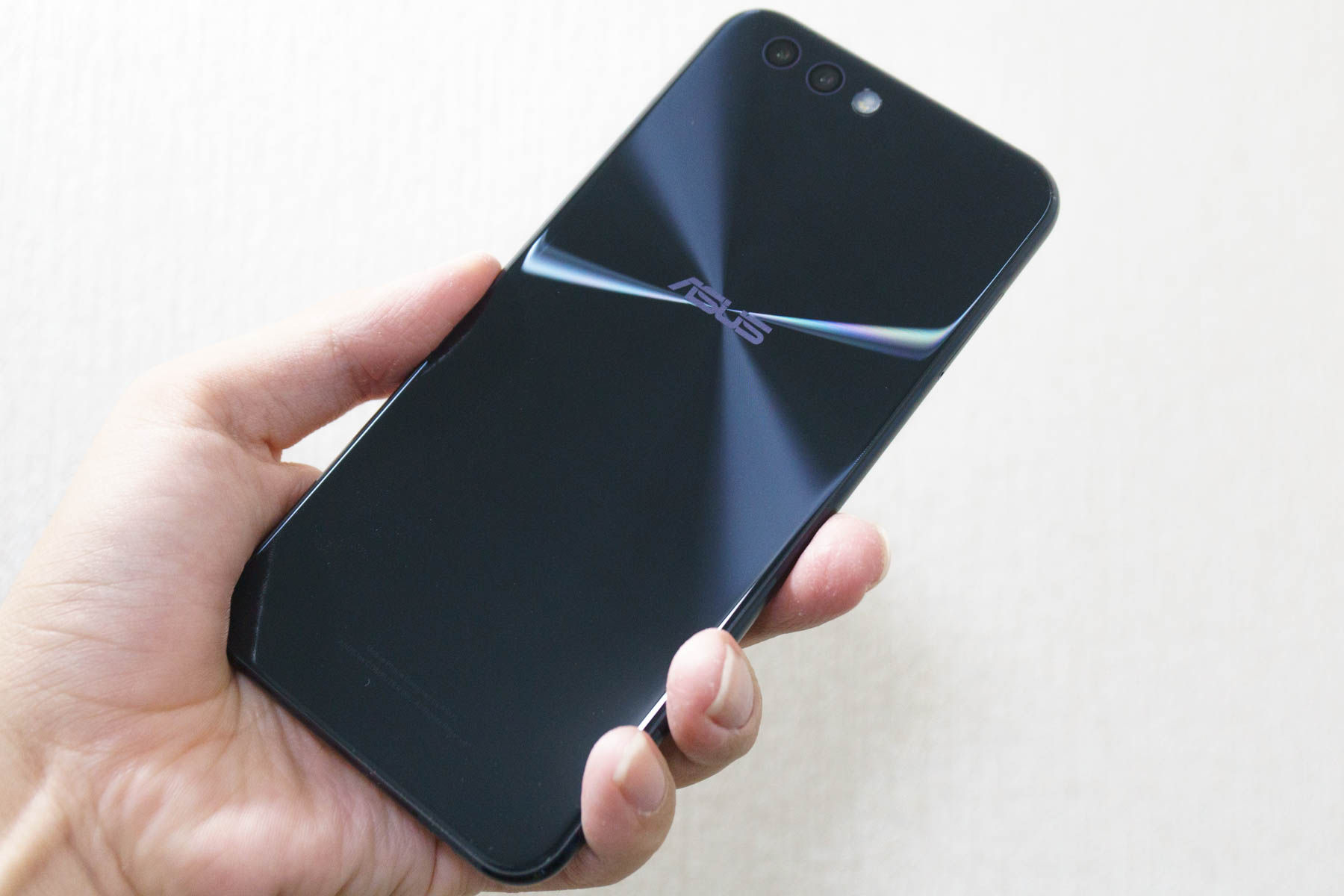 【未開封】 ZenFone4カスタマイズモデル  ブラック