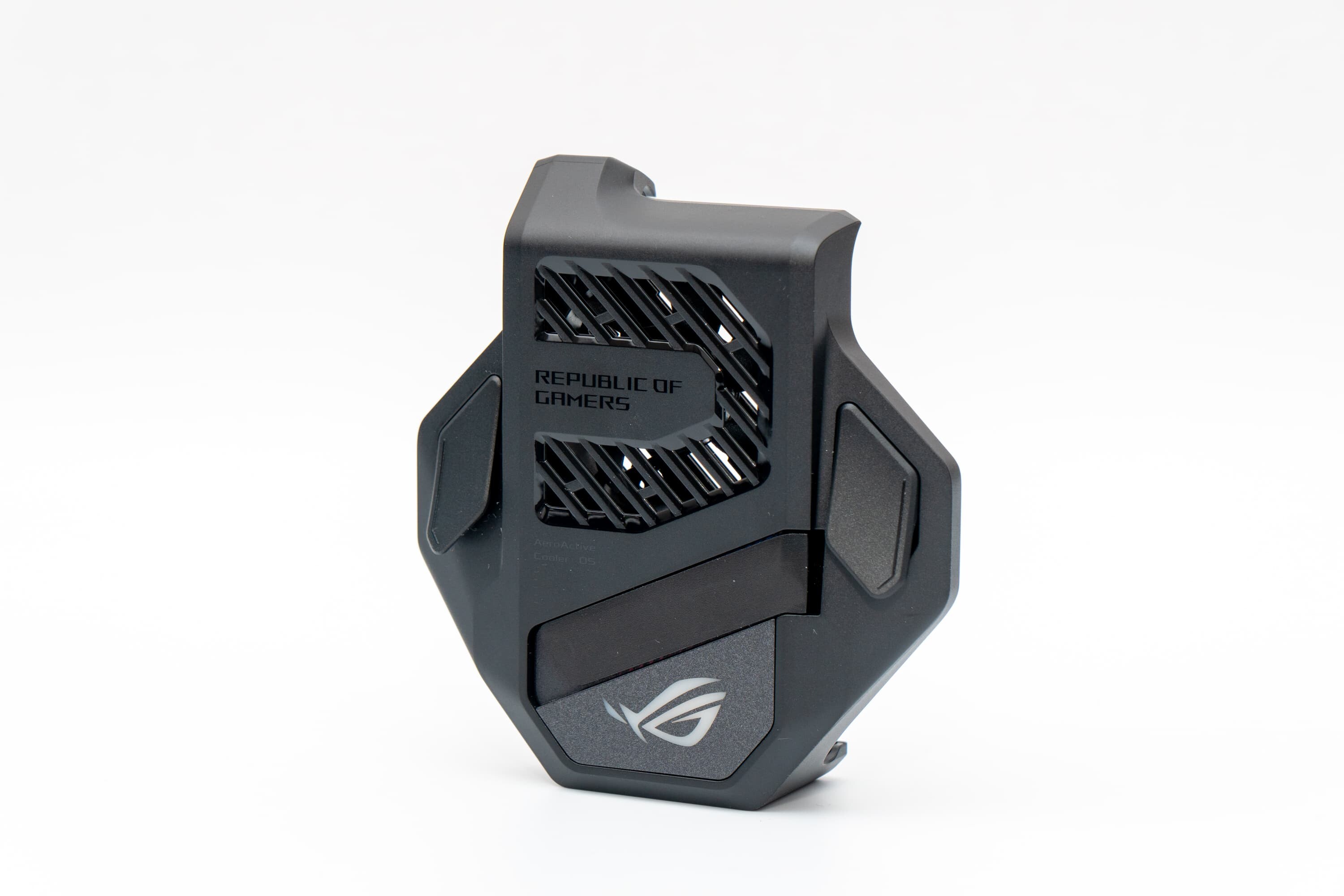 スマホアクセサリー AeroActive Cooler 6 (ROG6_AEROACTIVE) $_57.JPG?set_id=880000500F