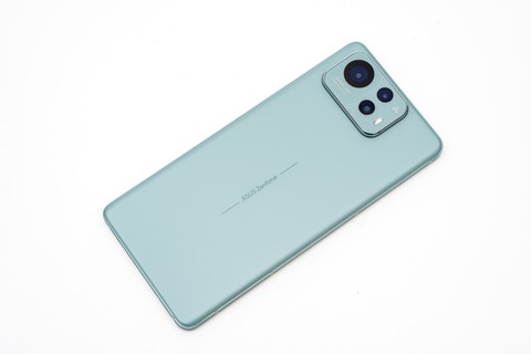 Zenfone 12 Ultra カラバリ (2)
