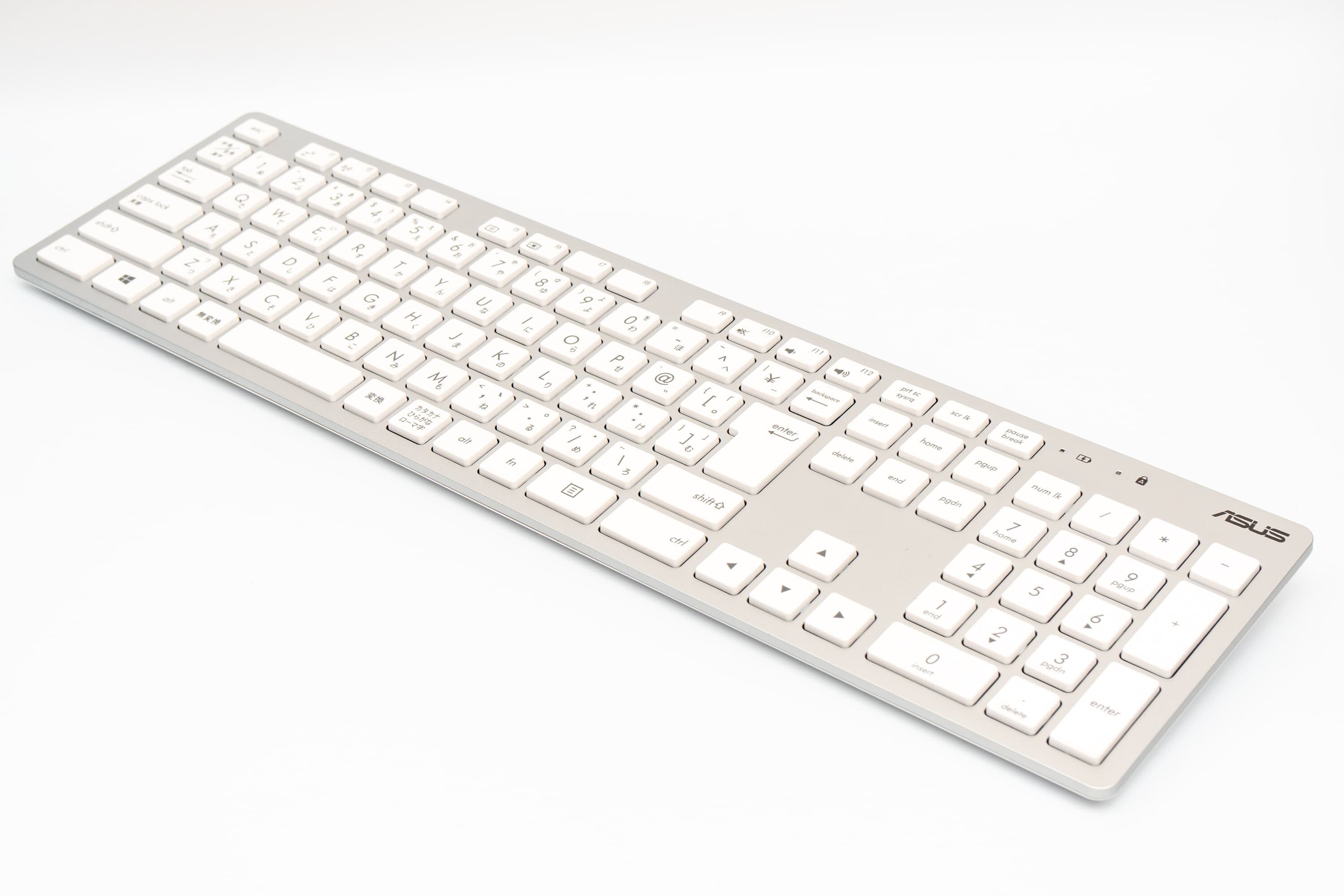 ASUS Zen AiO 24 A5401W レビュー 付属品までオールインワン ASUS Zen AiO 24 A5401W レビュー 付属品までオールインワン