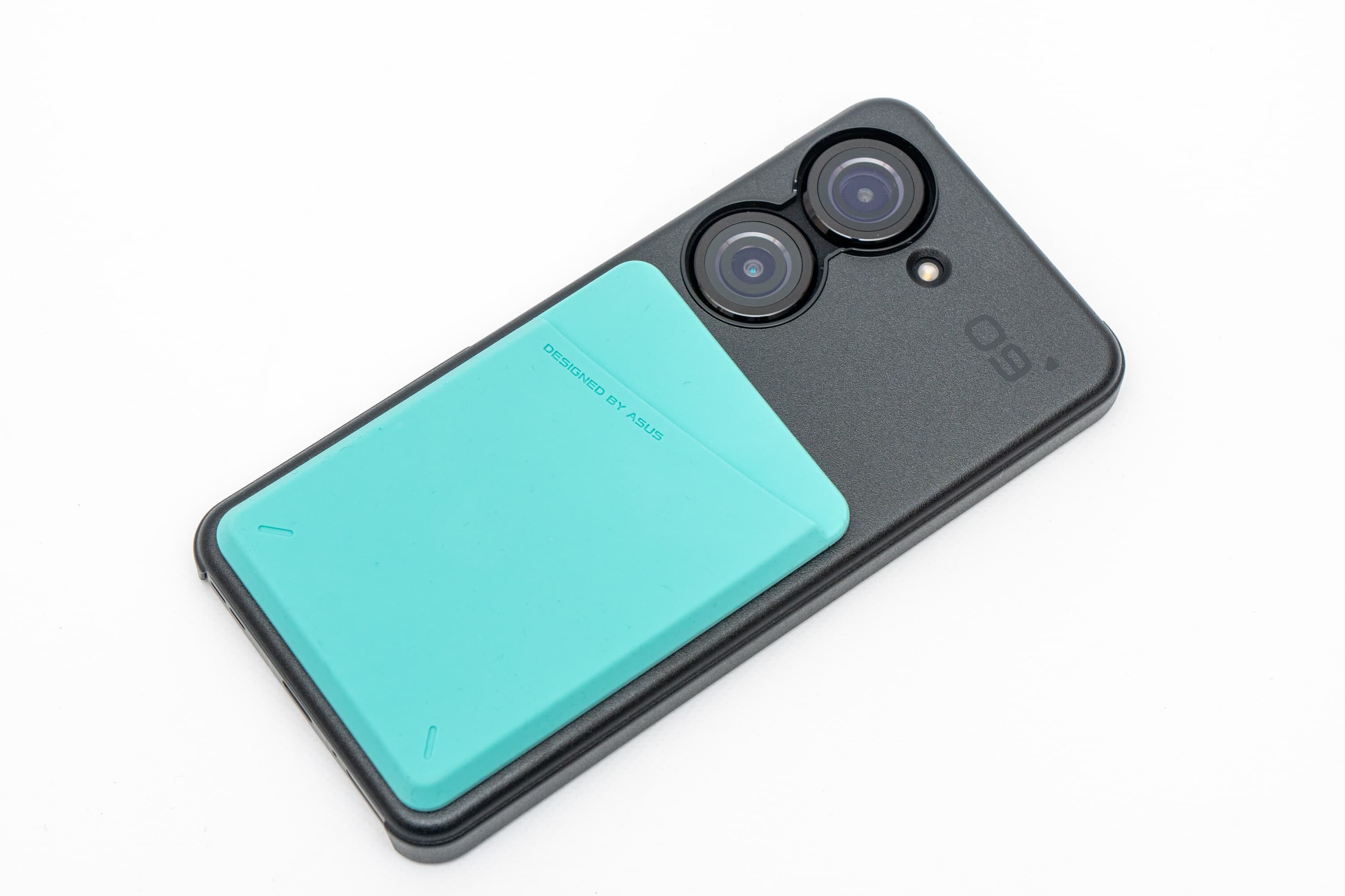 ASUS Zenfone9 128GB　純正ケース付き Zenfone 9 CONNEX ACCESSORIES SET（純正ケース）を使ってみた