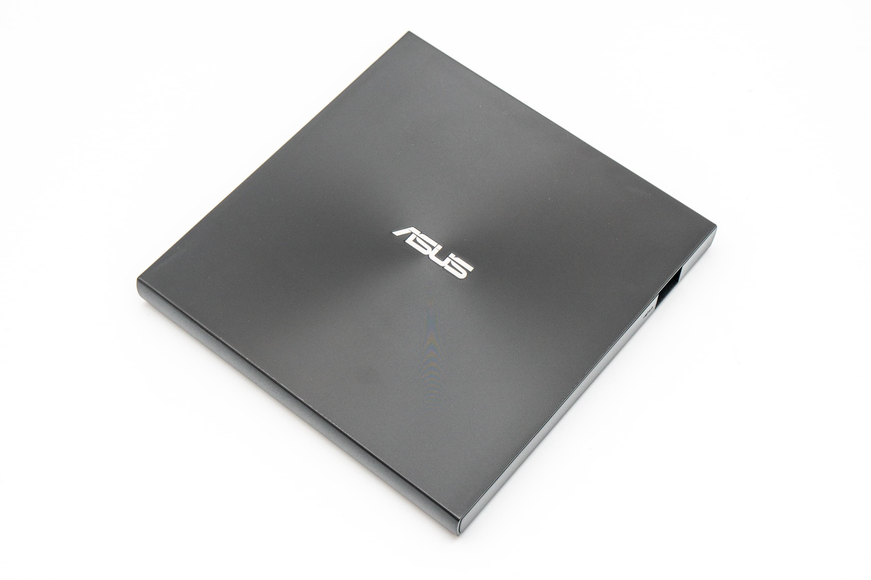 ASUS Zen AiO 24 A5401W レビュー 付属品までオールインワン 最初の1台