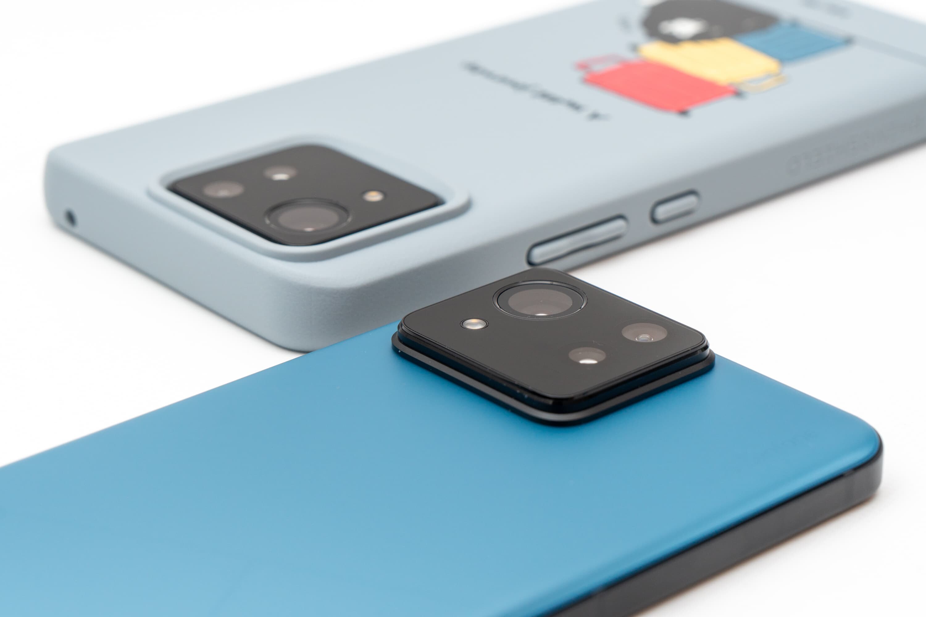 ライノシールドのSolidSuitとガラスフィルムでZenfone 11 Ultraを強固