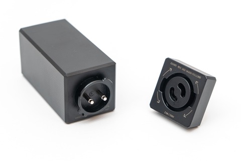 ASUS 純正65W充電器 (5)