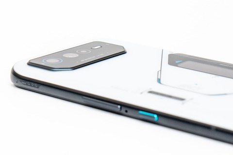 ROG Phone 6 Pro 外観 (6)