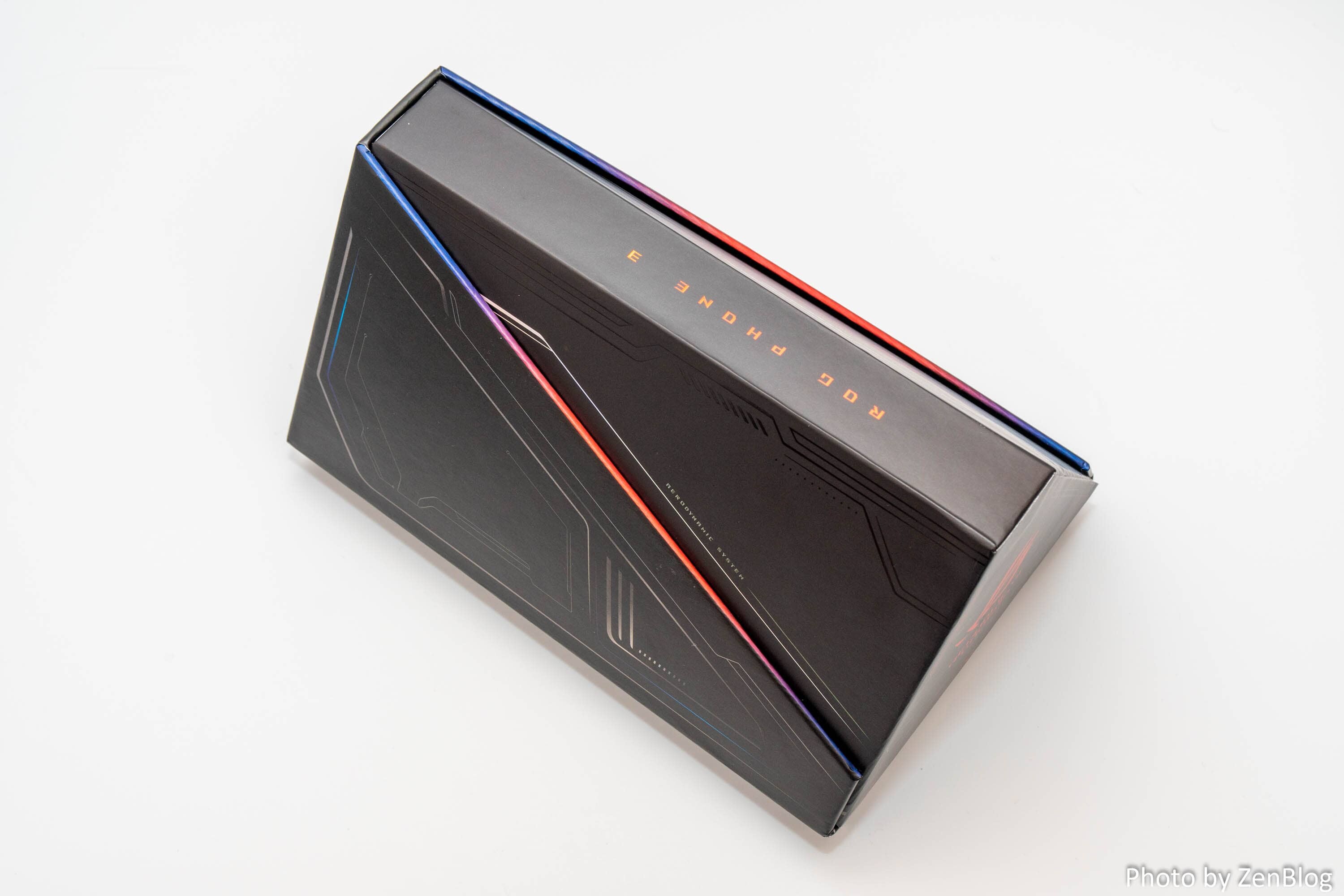 ゲームが快適なら普段使いも当然快適！モンスター級の超ハイスペスマホ