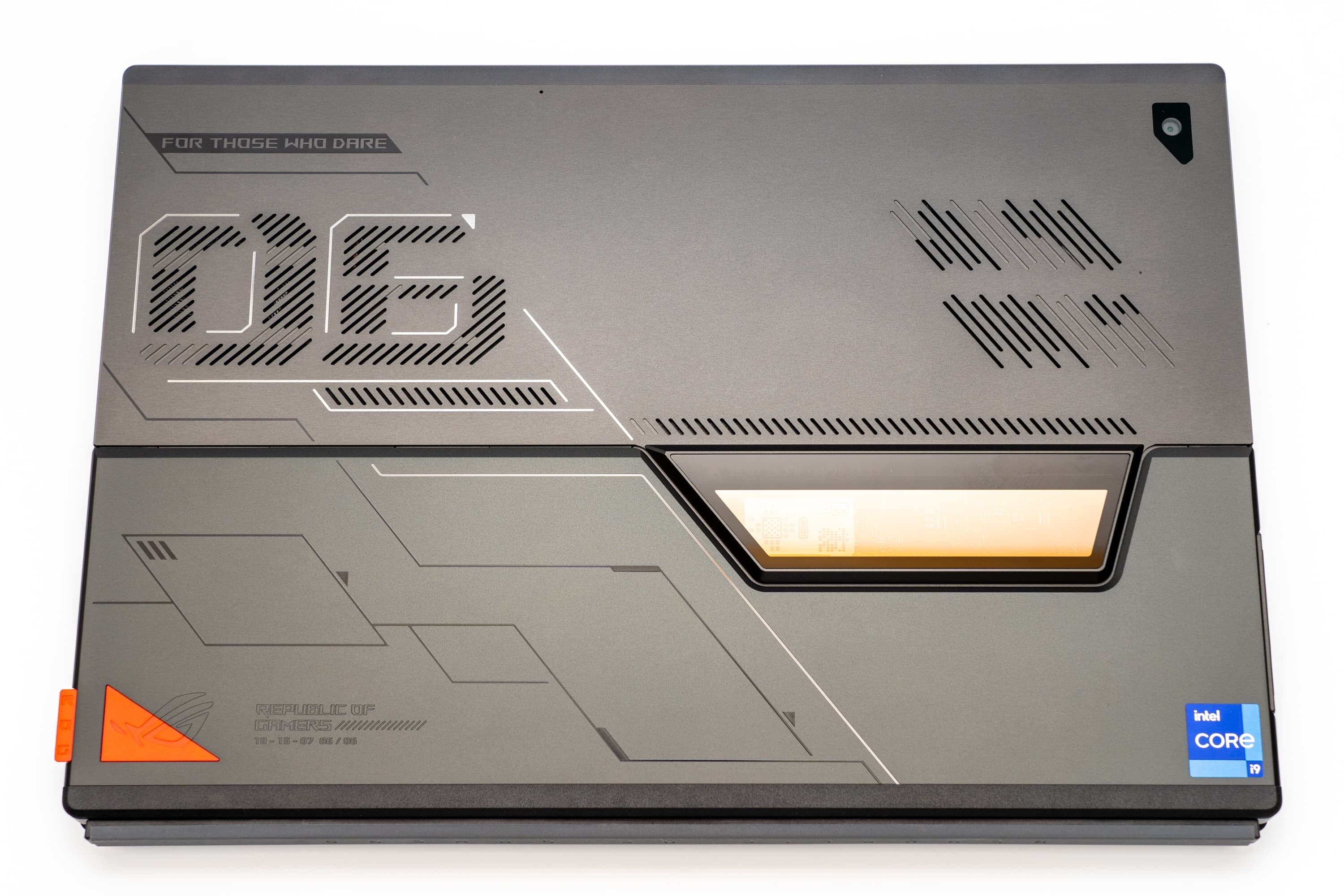ROG Flow Z13 GZ301ZEレビュー これが新しいモバイルゲーミング ROG Flow Z13 GZ301ZEレビュー これが新しいモバイルゲーミング