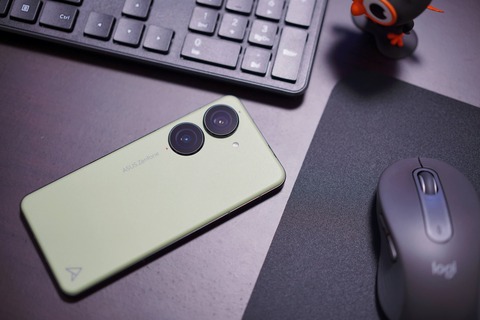 Zenfone 10 Green (3)