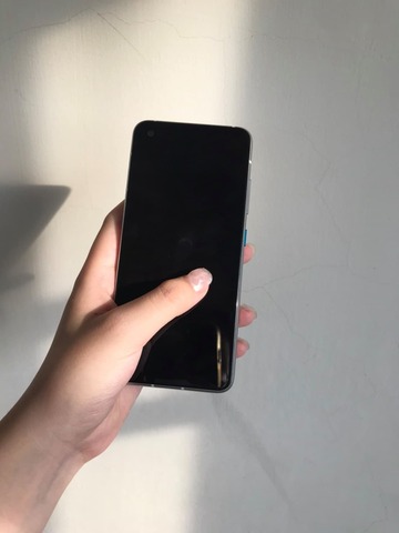 Zenfone 8 ホワイトモデル (2)