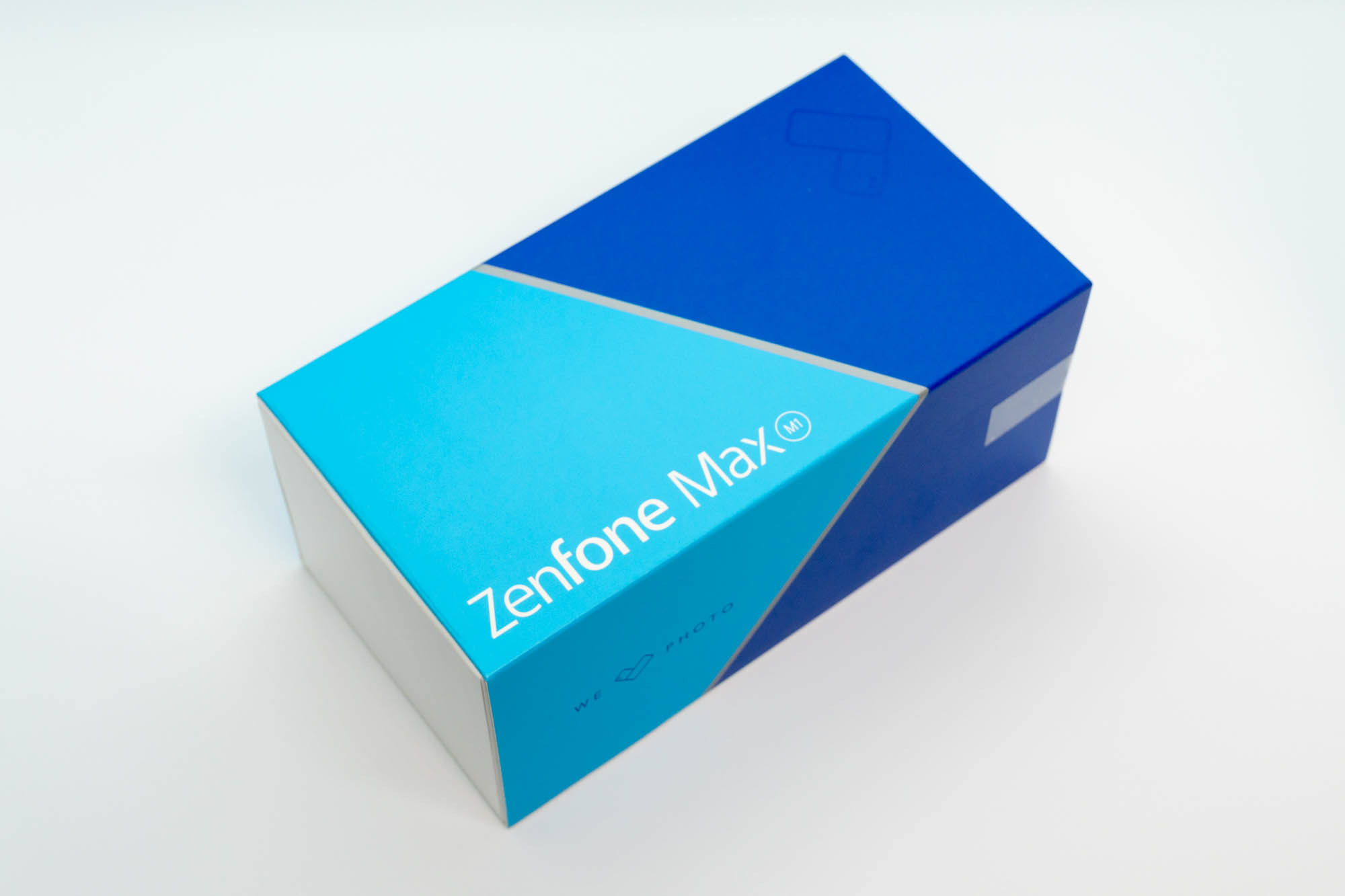 鮮やかな赤が映えるZenFone Max M1 ZB555KLレビュー : ASUS好き
