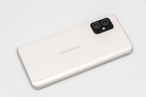 Zenfone 8 ホワイト