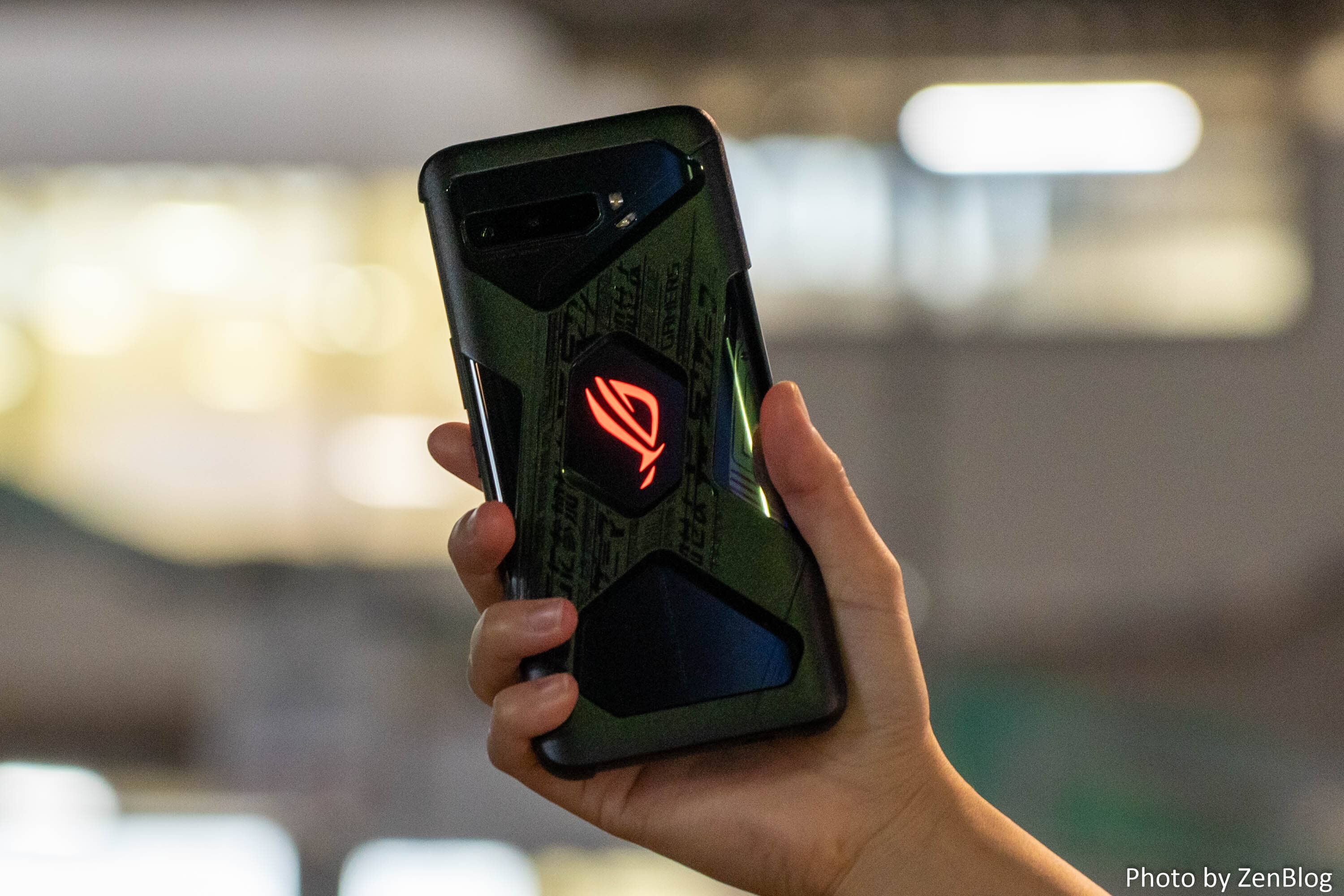ASUS ROG Phone 3 SIMフリー ジャンク品 訳あり・ジャンク品】 ゲーミングスマホ ASUS ROGPhone3 ZS661KS