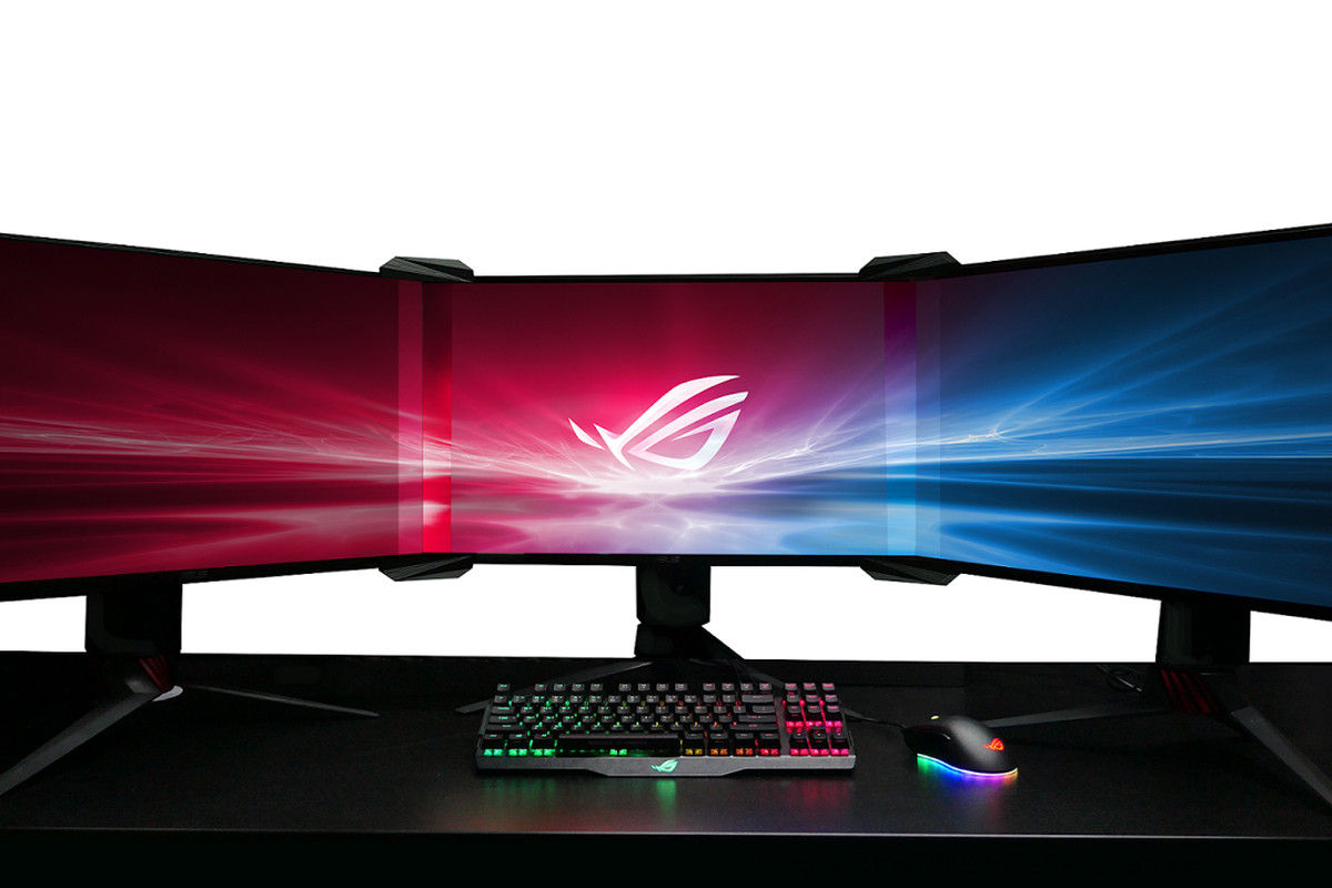 CES 2018】額縁を消せる「ROGベゼルフリーキット」の実機使用 CES 2018】額縁を消せる「ROGベゼルフリーキット」の実機使用
