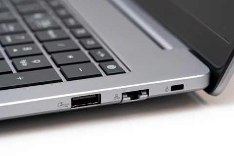 ASUS ExpertBook P3 P3605 レビュー (8)