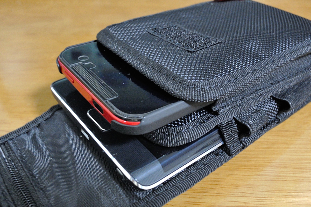 Elecomのスマホが2台収納できるポーチ到着 明日から本気 Elecomのスマホが2台収納できるポーチ到着 明日から本気
