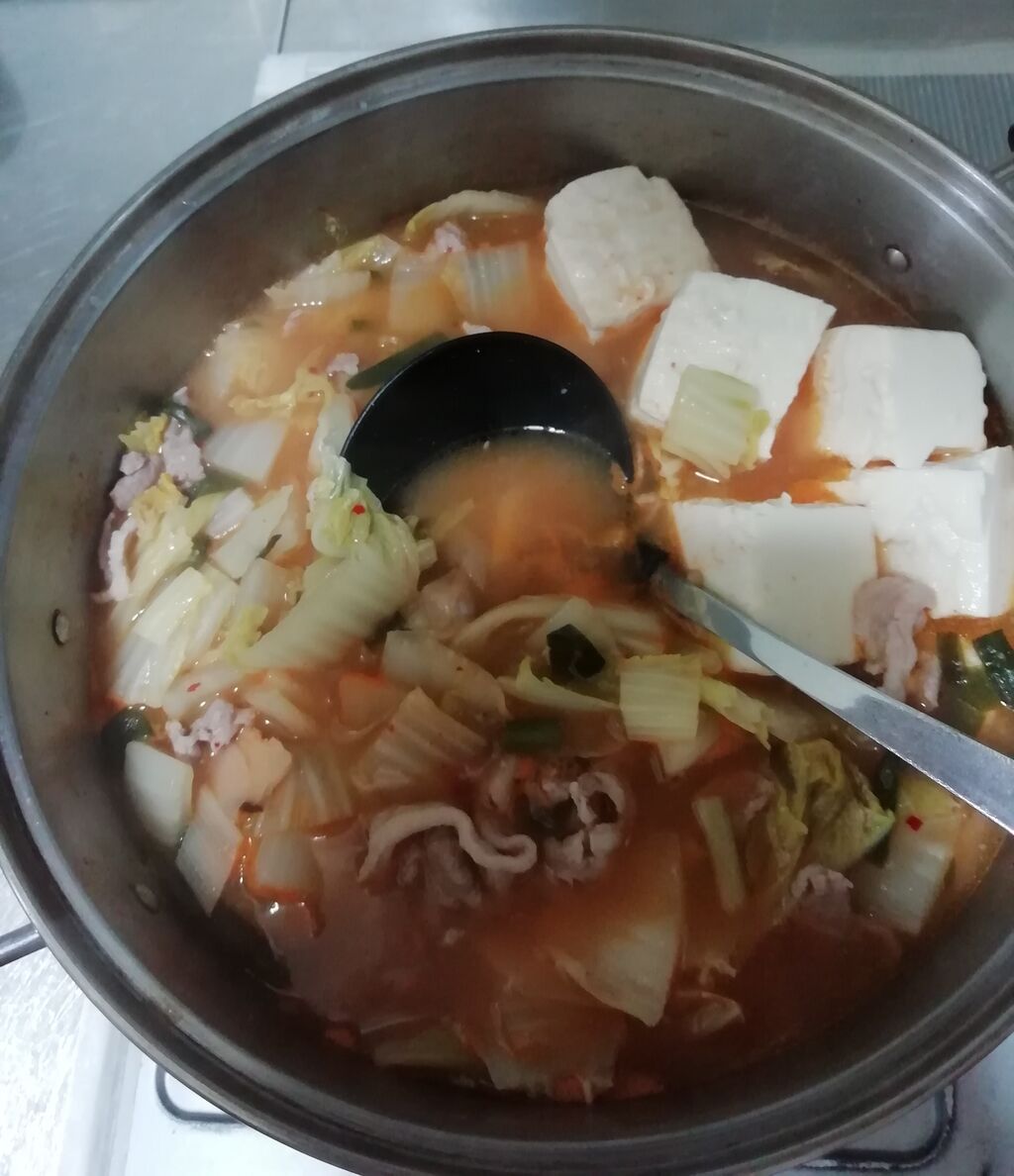 業務スーパー・子供でも食べられる辛くないキムチの素 37平米に3人暮らし